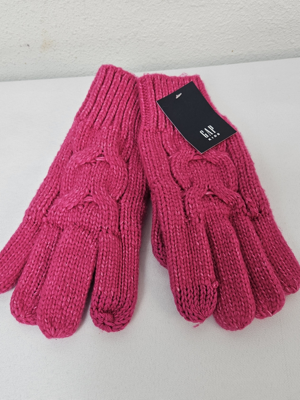 GAP Kids Cable Knit Smartphone Gloves in Hot Pink New